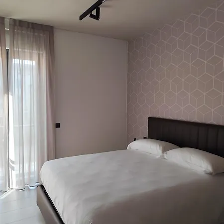 Costa Azzurra Hotell