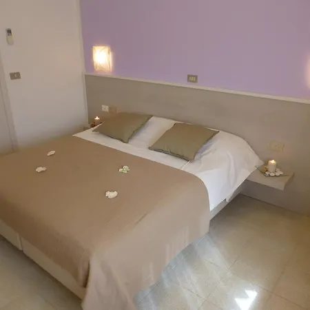 酒店 Costa Azzurra 3*